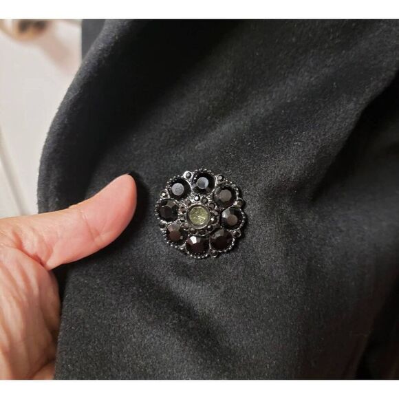 St. John Wool/Cashmere  Opera  Crystal Embroidery Coat 12 - Picture 6 of 12